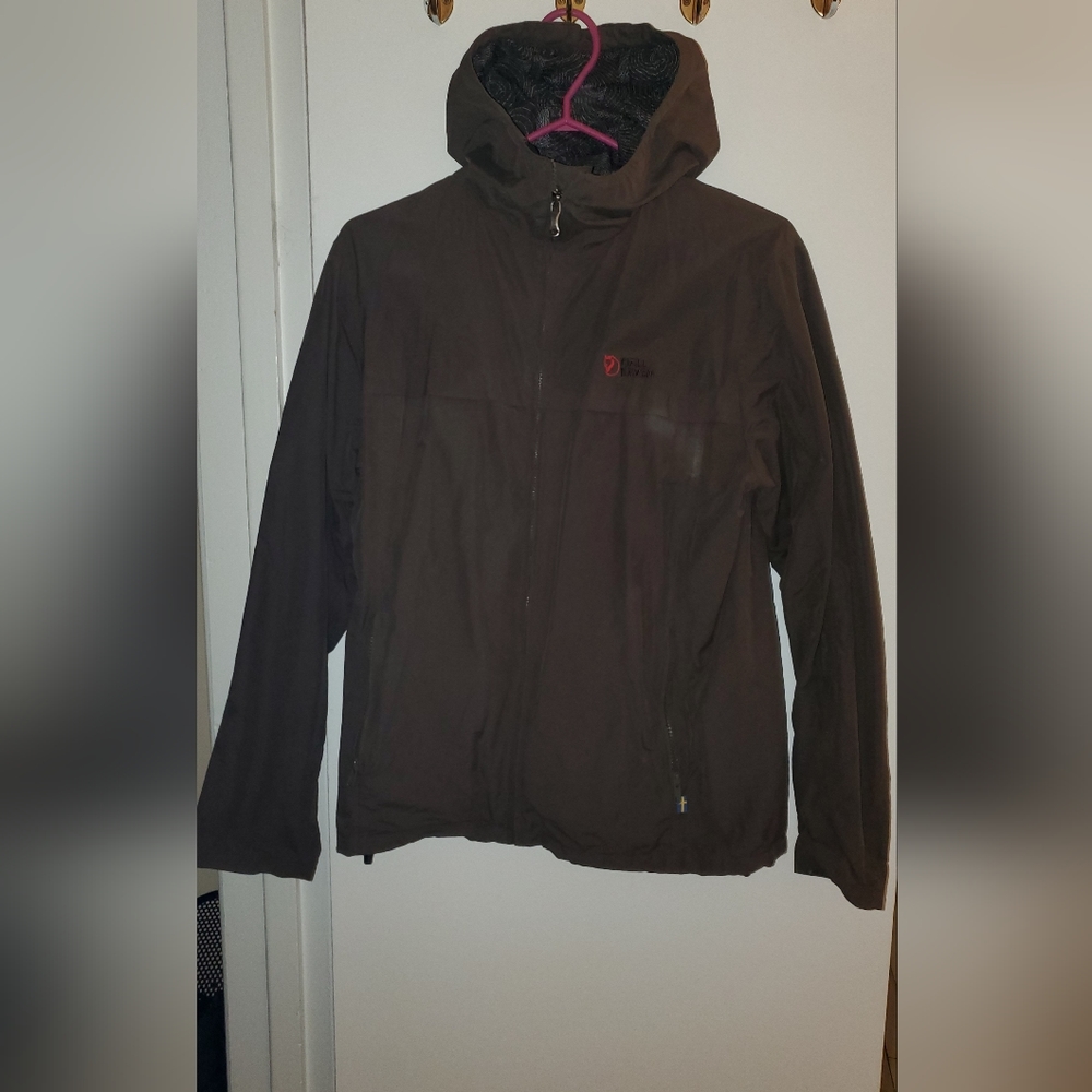 Fjallraven small green jacket